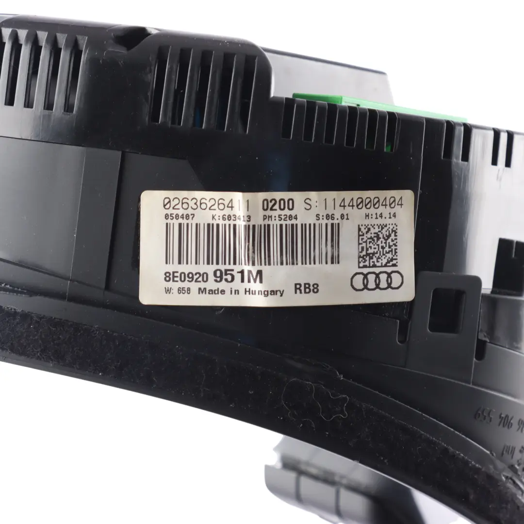 Audi A4 B7 Petrol Instrument Cluster Clocks Speedometer Manual - SKU RHD-8E0920951M - Part number 8E0920951M