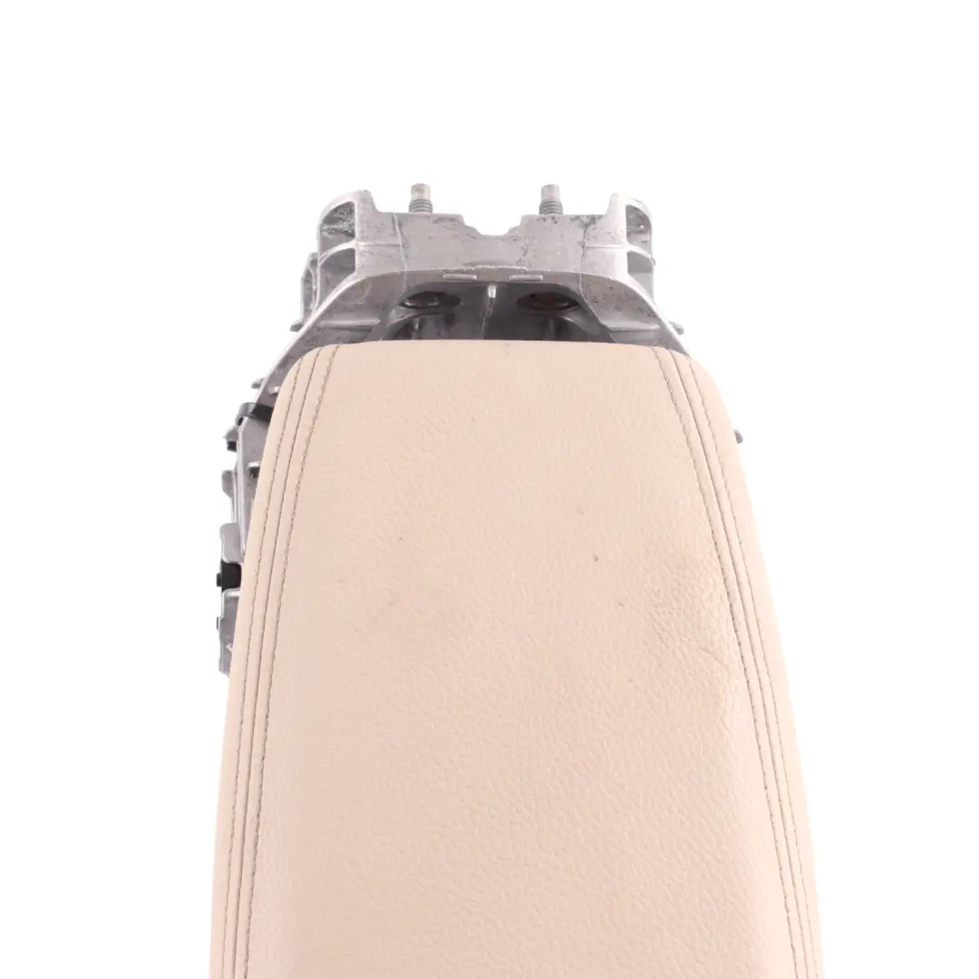 Centre Console Armrest Arm Rest Cover Leather Oyster to BMW F45 F46 X1 F48 X2 F39 with Part number 9317576 BMW F45 F46 X1 F48 X2 F39 Centre Console Armrest Arm Rest Cover Leather Oyster - SKU RHD-9317576 - Part number 9317576