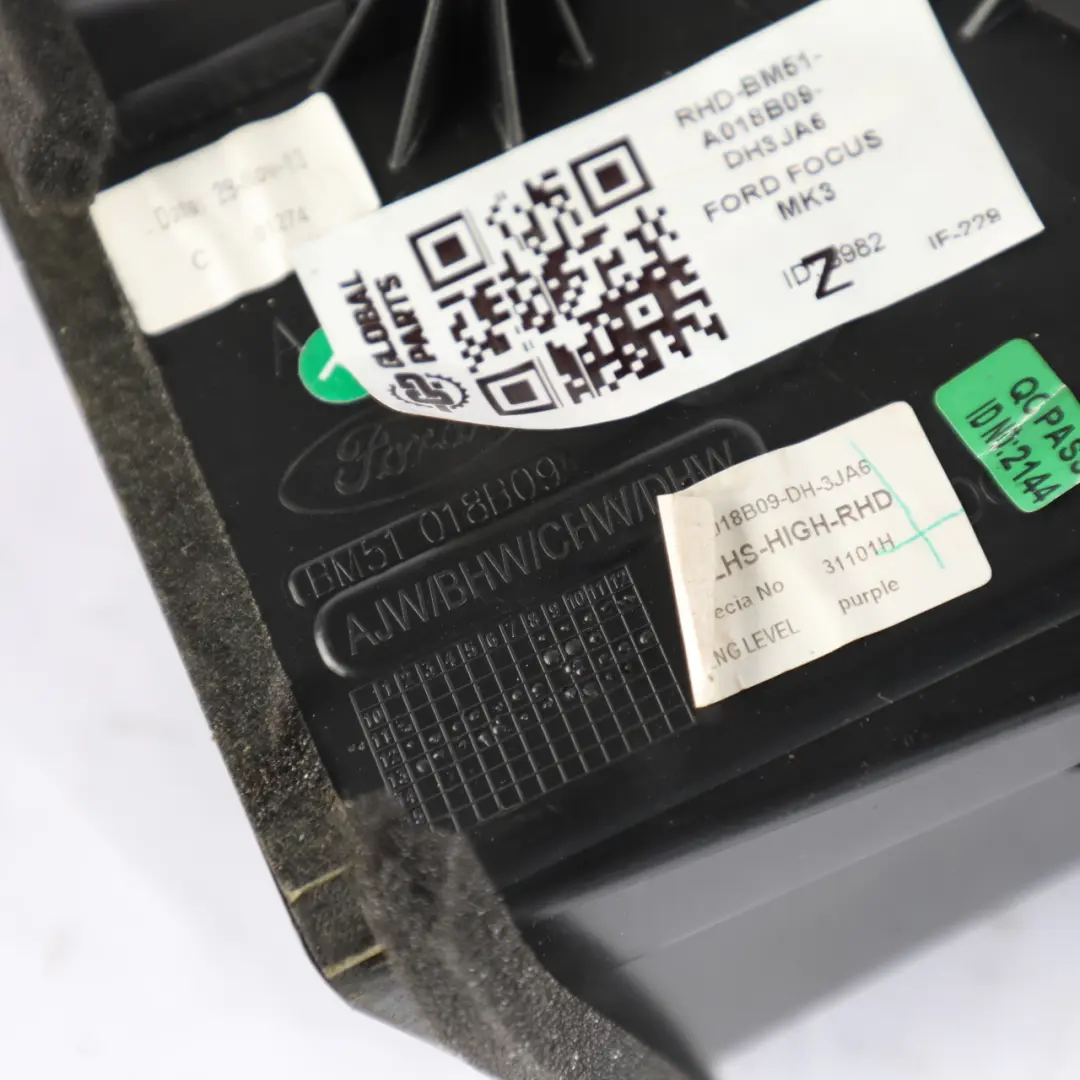 Ford Focus Mk3 Dashboard Air Vent Trim Front Left N/S - SKU RHD-BM51-A018B09-DH3JA6 - Part number BM51-A018B09-DH3JA6