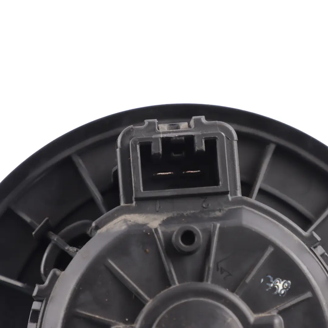 Ford Fiesta Mk7 Heater Blower Air Fan Asembly Unit - SKU RHD-VP8E2H-18789-BB - Part number VP8E2H-18789-BB