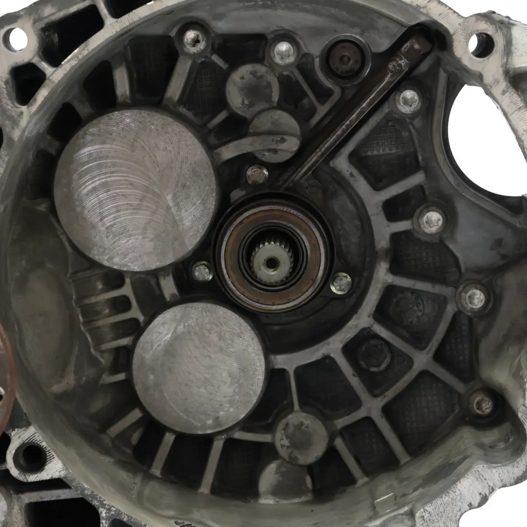 CDAA Vitesses Manuelle 6 Rapports KXD GARANTIE pour Audi A3 8P 1.8 TFSI à propos du numéro de pièce 02Q300046CX Audi A3 8P 1.8 TFSI CDAA Vitesses Manuelle 6 Rapports KXD GARANTIE - SKU 02Q300046CX - Numéro de pièce 02Q300046CX