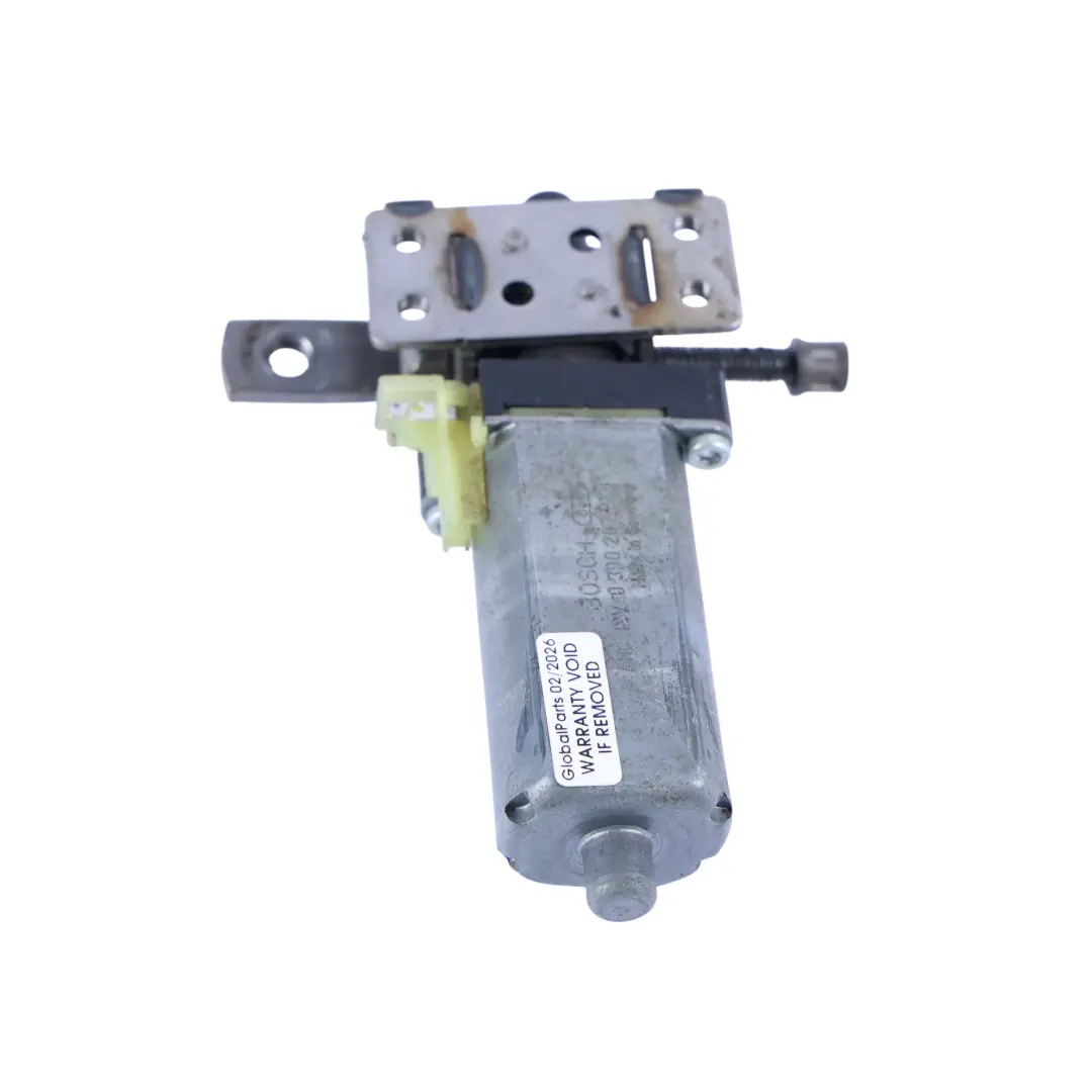 Porsche Cayenne 9PA Motor De Ajuste Del Asiento Delantero Izquierdo - SKU 0390203220 - Número de pieza 0390203220