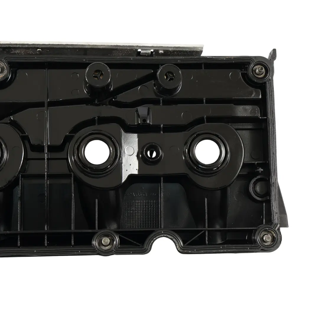 Coperchio Valvola Tappo Testa Cilindro per Skoda Octavia 5E 1.6 TDI con numero di parte 03L103469S Skoda Octavia 5E 1.6 TDI Coperchio Valvola Tappo Testa Cilindro - SKU 03L103469S - Numero di parte 03L103469S