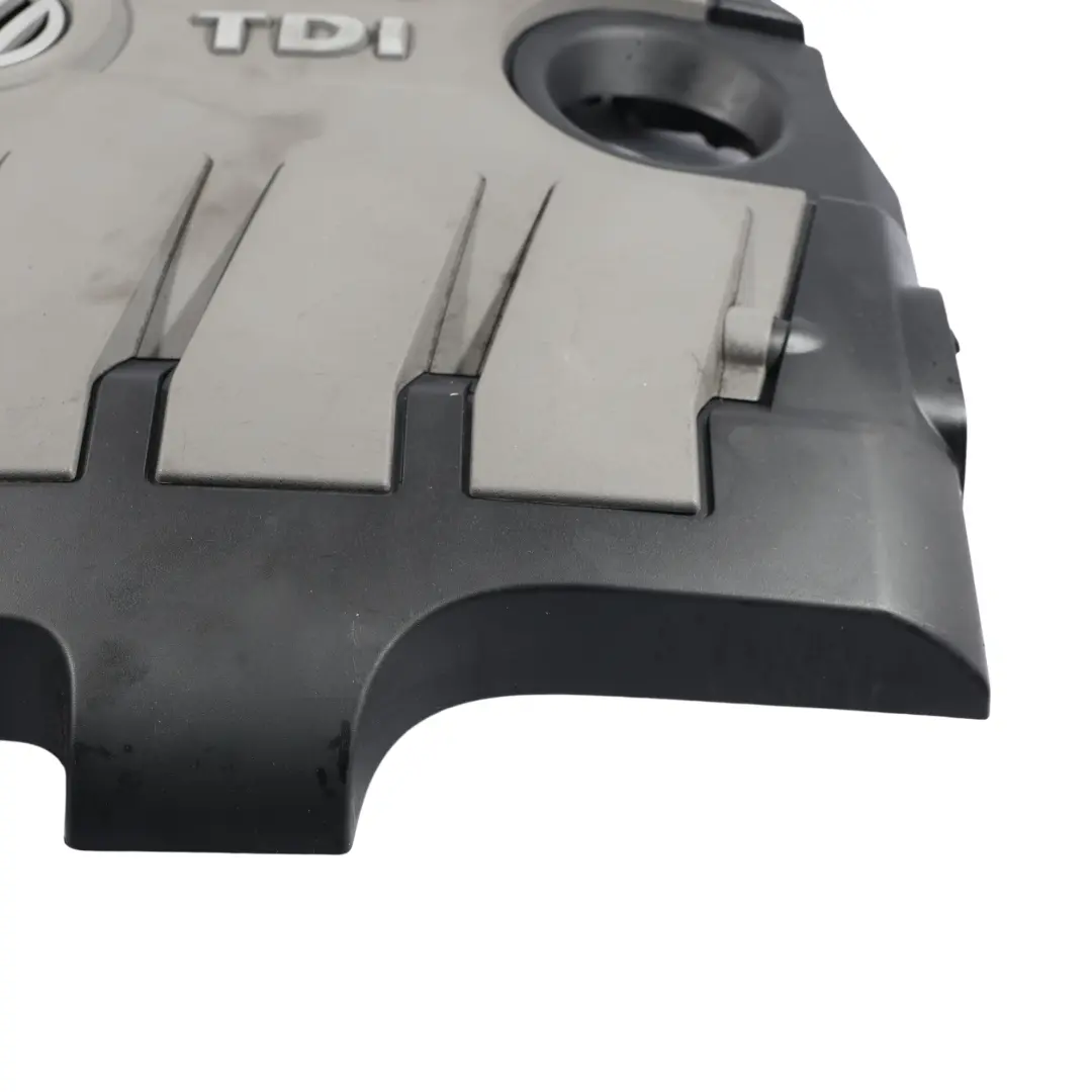 Cubierta Motor Aislamiento para VW Golf VI 6 Polo 6R 1.6 TDI Diesel con número de pieza 03L103925B VW Golf VI 6 Polo 6R 1.6 TDI Diesel Cubierta Motor Aislamiento - SKU 03L103925B - Número de pieza 03L103925B
