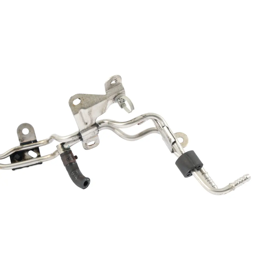 Tubi Flessibili Carburante 2.0 TDI Diesel per Volkswagen Transporter T5 con numero di parte 03L130308E Volkswagen Transporter T5 Tubi Flessibili Carburante 2.0 TDI Diesel - SKU 03L130308E - Numero di parte 03L130308E