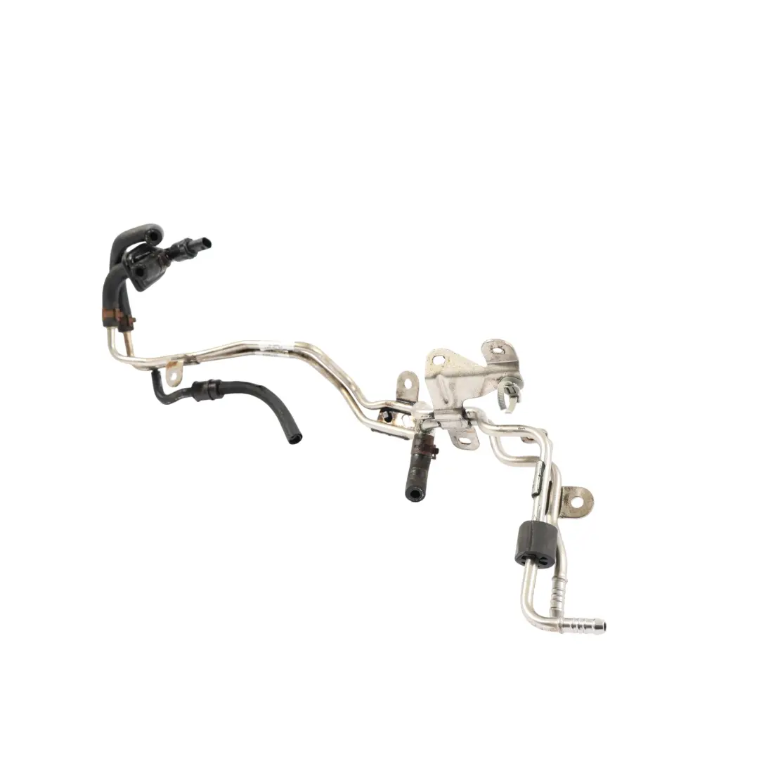 Tubi Flessibili Carburante 2.0 TDI Diesel per Volkswagen Transporter T5 con numero di parte 03L130308E Volkswagen Transporter T5 Tubi Flessibili Carburante 2.0 TDI Diesel - SKU 03L130308E - Numero di parte 03L130308E