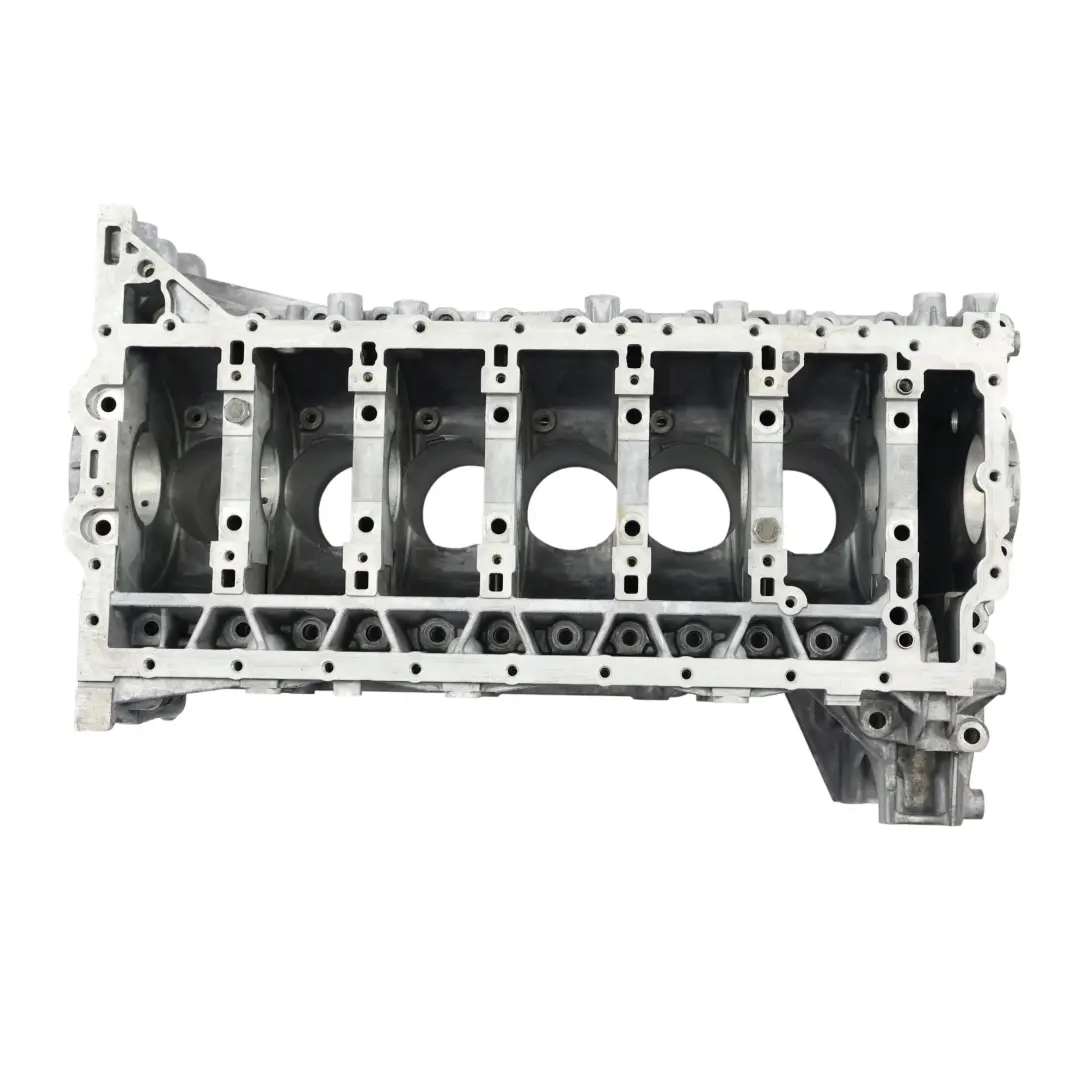 N54B30A Blok Silnika Cylindrów do BMW E82 E88 E90 E91 E92 E93 o numerze 0443605 BMW E82 E88 E90 E91 E92 E93 N54B30A Blok Silnika Cylindrów - SKU 0443605 - Numer Części 0443605