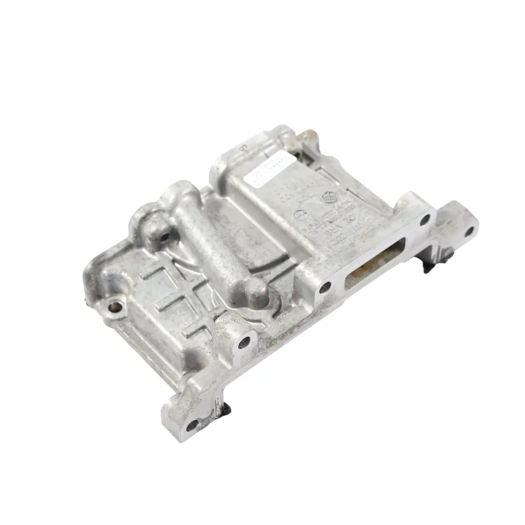 4M Motore Cilindro Testa Timing Cover Cyl. 4-6 3.0 TDI per Audi Q7 con numero di parte 059109122AL Audi Q7 4M Motore Cilindro Testa Timing Cover Cyl. 4-6 3.0 TDI - SKU 059109122AL - Numero di parte 059109122AL