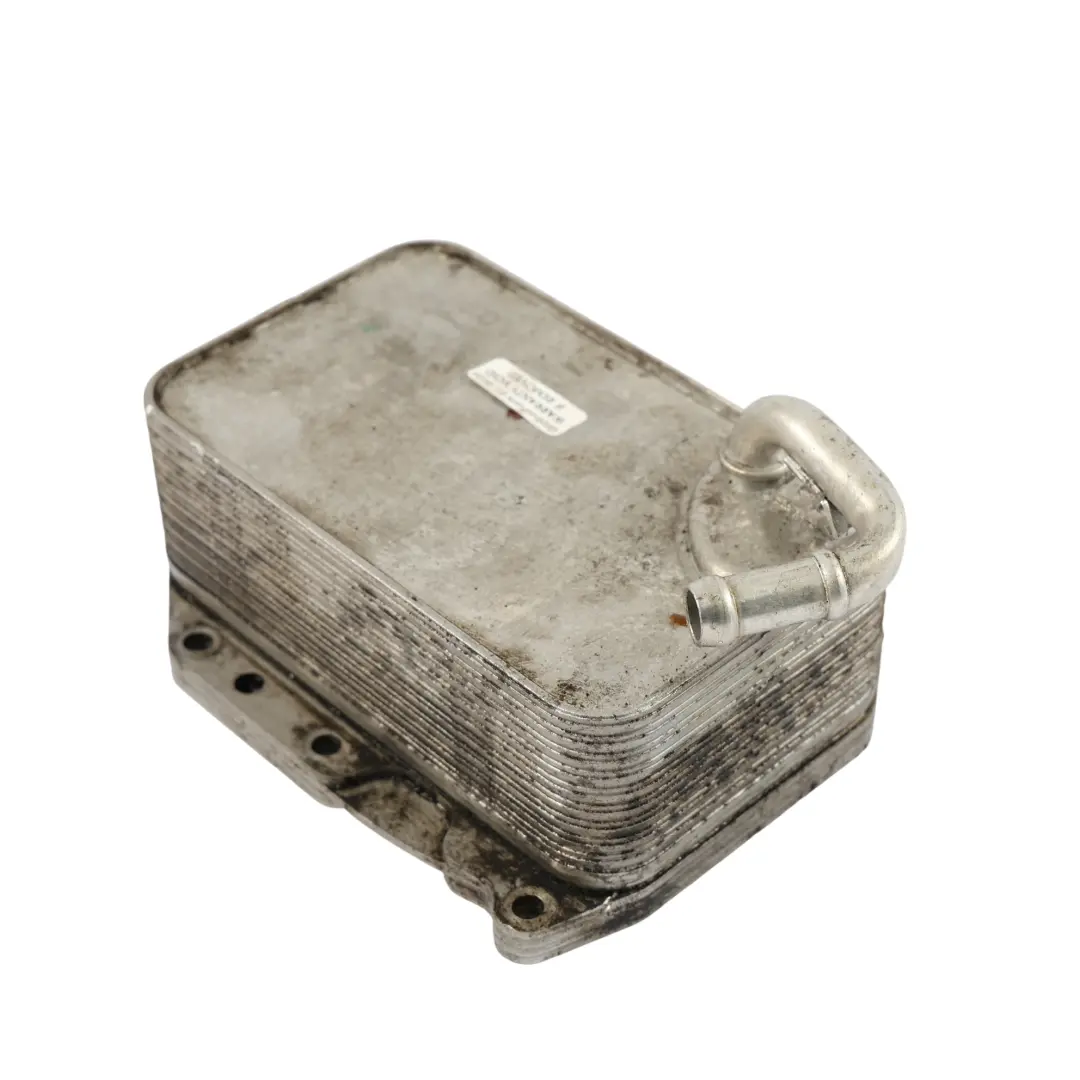 4M Radiador De Aceite Motor 3.0 TDI para Audi Q7 con número de pieza 059117015K Audi Q7 4M Radiador De Aceite Motor 3.0 TDI - SKU 059117015K - Número de pieza 059117015K