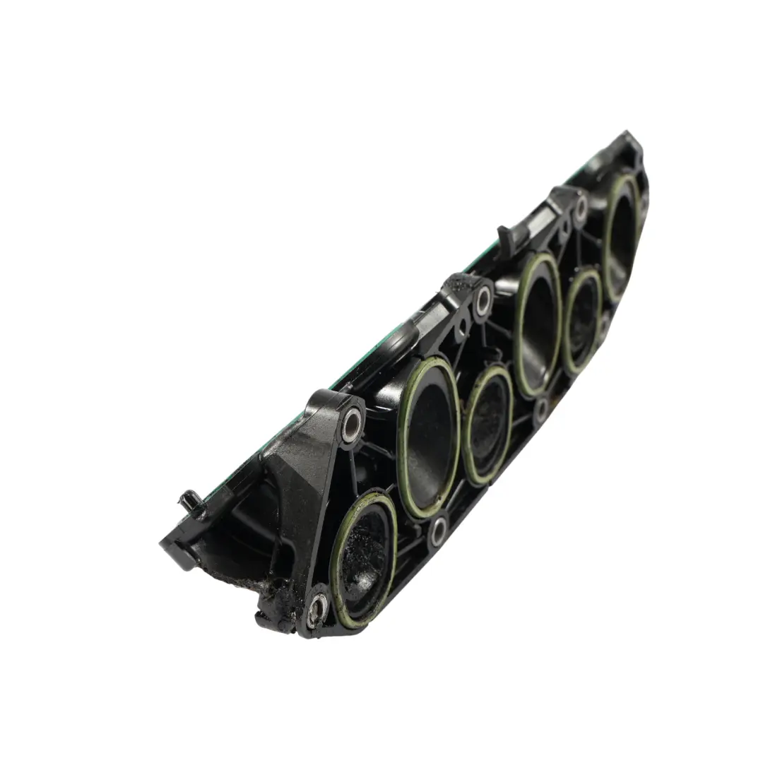 Audi Q7 4M Manifold D'Admission Bride Intermédiaire Droite 3.0 TDI - SKU 059129800G - Numéro de pièce 059129800G
