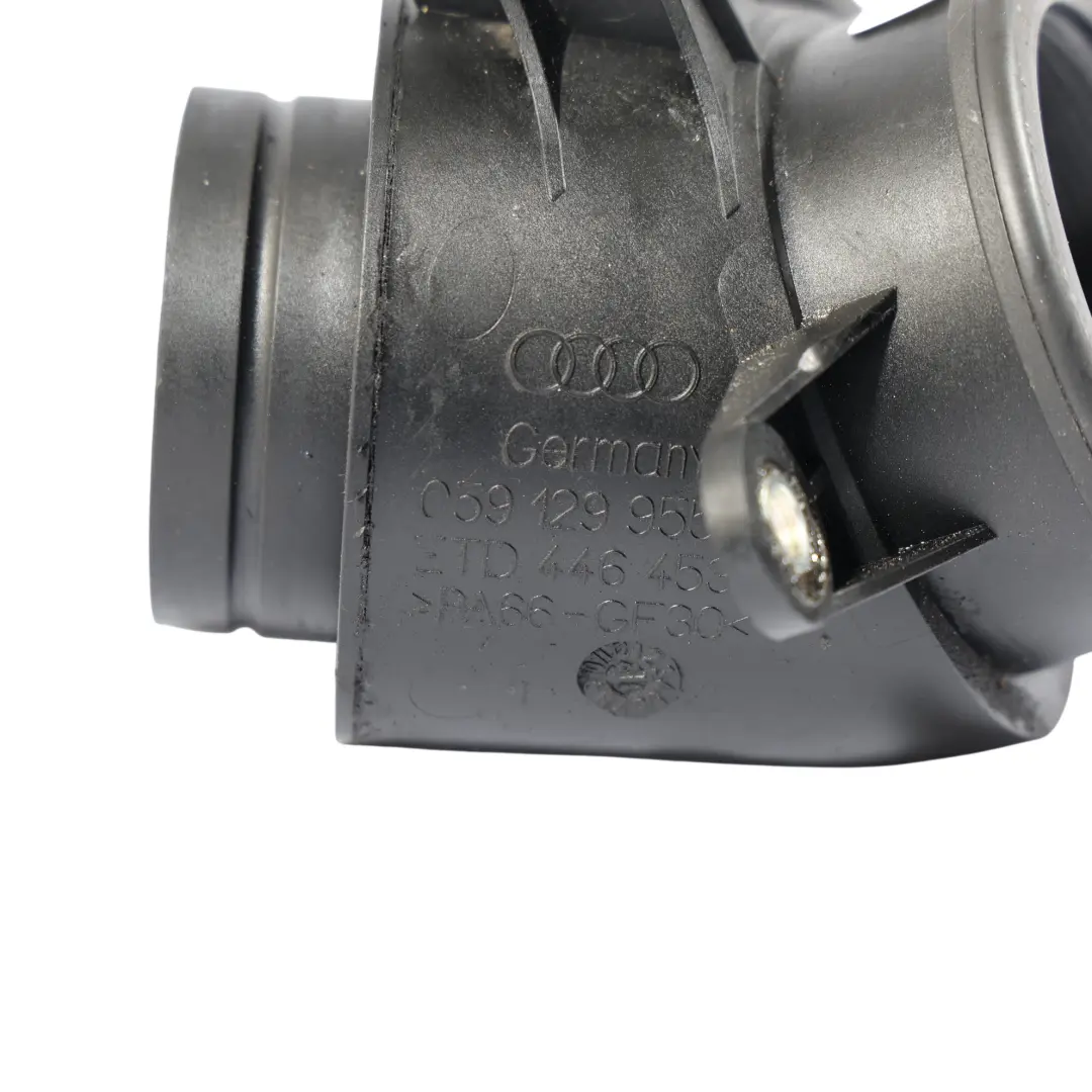 Admisión De Aire Codo Tubo Manguera 3.0 TDI para Audi A4 B9 A5 F5 A8 D4 con número de pieza 059129955P Audi A4 B9 A5 F5 A8 D4 Admisión De Aire Codo Tubo Manguera 3.0 TDI - SKU 059129955P - Número de pieza 059129955P