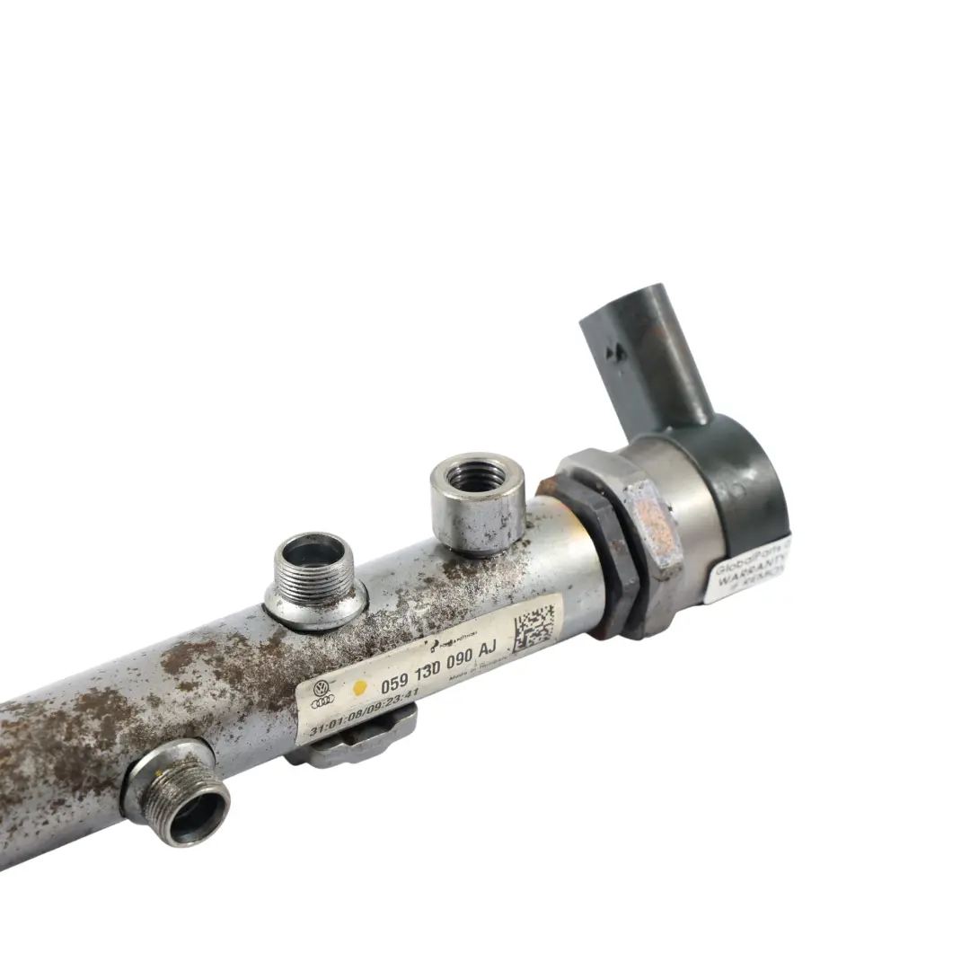 Audi A4 B8 3.0 TDI CAPA Inyección Combustible Rail Derecho Diesel - SKU 059130090AJ - Número de pieza 059130090AJ