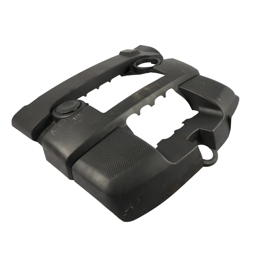 Obere Abdeckung Verkleidung 1.6 Benzin Motor für Audi A3 8P mit Teilenummer 06A103925CE Audi A3 8P Obere Abdeckung Verkleidung 1.6 Benzin Motor - SKU 06A103925CE - Teilenummer 06A103925CE