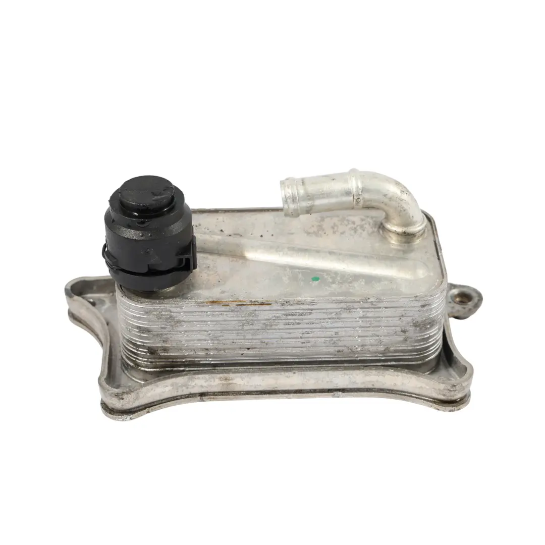 Audi A5 S5 8T Motor Öl Kühler Wärme Tauscher Einheit 3.0 Benzin Motor - SKU 06E117021J - Teilenummer 06E117021J