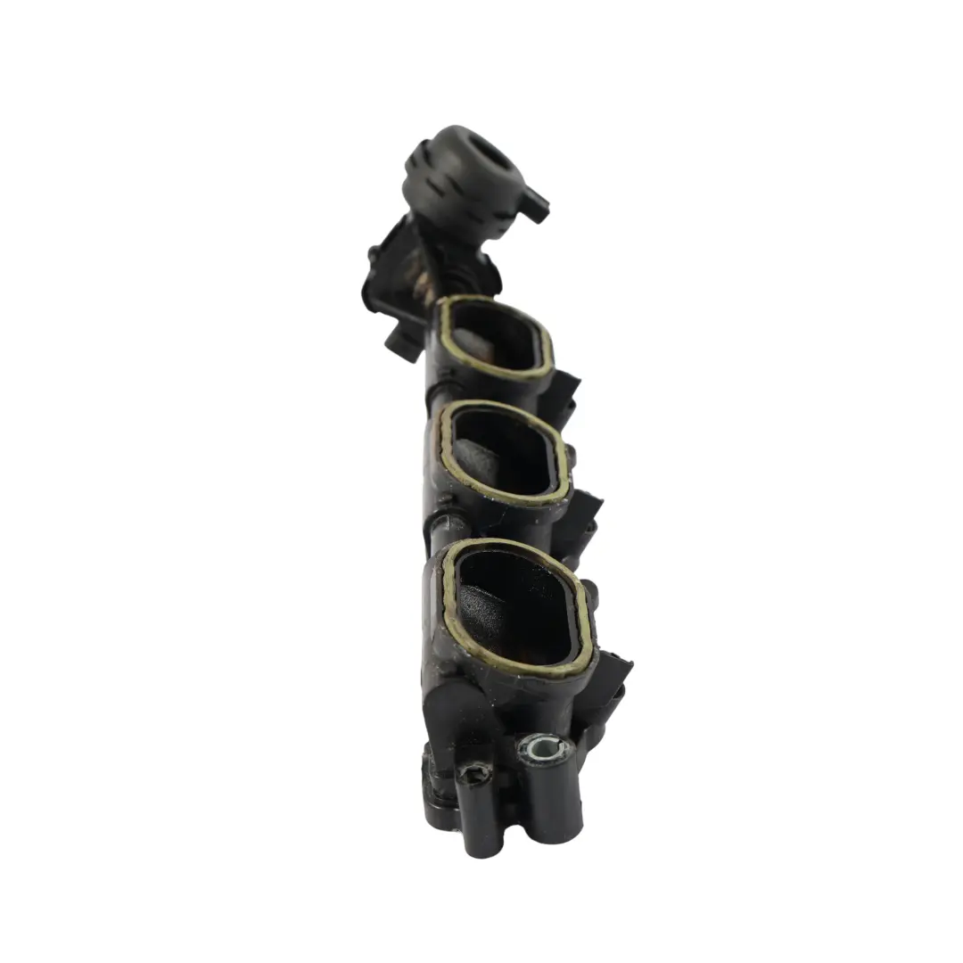 Presa D'Aria Mainfold 3.0 Benzina Destra per Audi A4 B8 A5 S5 8T con numero di parte 06E133110AT Audi A4 B8 A5 S5 8T Presa D'Aria Mainfold 3.0 Benzina Destra - SKU 06E133110AT - Numero di parte 06E133110AT