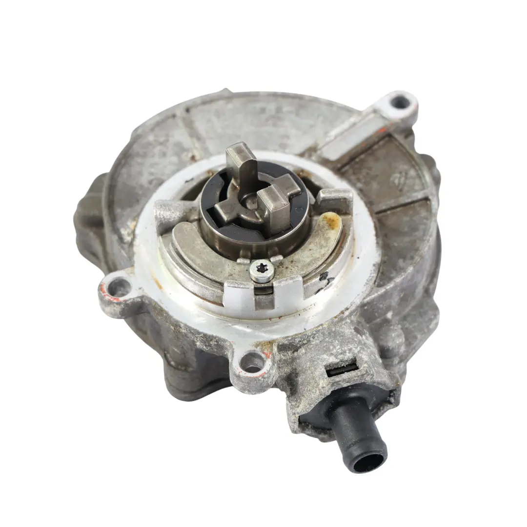 Audi S4 B8 S5 8T 3.0 TFSI Engine Vacuum Pump 06E145100R - SKU 06E145100Q - Part number 06E145100Q