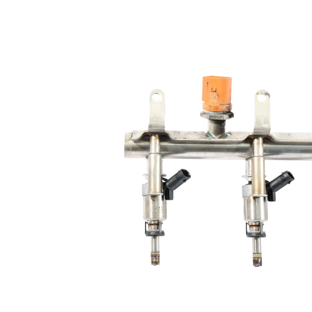 Benzin Einspritz Leiste Kraftstoff Düsen für Audi A4 B8 Q3 8U 2.0 TFSI mit Teilenummer 06J133317AB Audi A4 B8 Q3 8U 2.0 TFSI Benzin Einspritz Leiste Kraftstoff Düsen - SKU 06J133317AB-1 - Teilenummer 06J133317AB