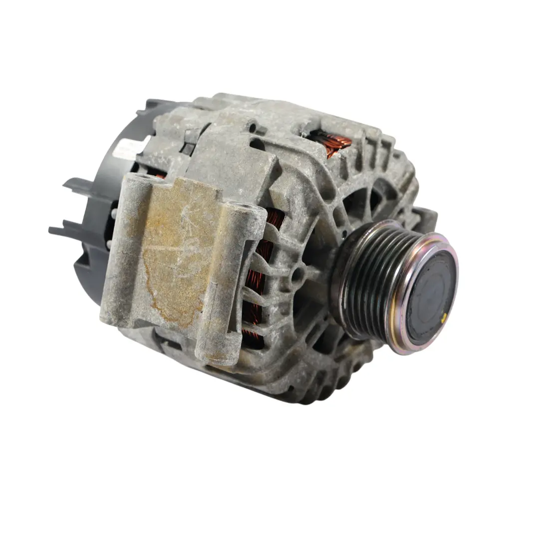 Unidad Generadora De Alternador 14V 140A para Audi Q3 8U con número de pieza 06J903023R Audi Q3 8U Unidad Generadora De Alternador 14V 140A - SKU 06J903023R - Número de pieza 06J903023R