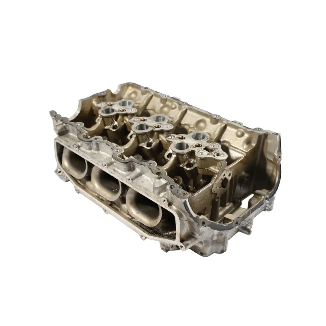Głowica Cylindrów Cylindry 4-6 3.0 TFSI CWGD do Audi S4 B9 S5 F5 o numerze 06M103061P Audi S4 B9 S5 F5 Głowica Cylindrów Cylindry 4-6 3.0 TFSI CWGD - SKU 06M103061P - Numer Części 06M103061P