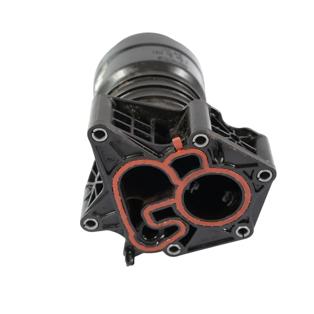 Audi A4 B9 A5 8T Filtro Aceite Carcasa Enfriador Aceite 3.0 TFSI V6 - SKU 06M115401F-1 - Número de pieza 06M115401F