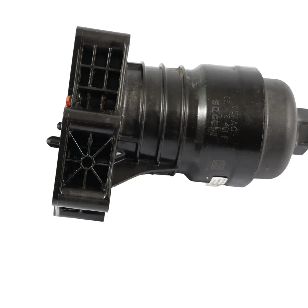 Boîtier Filtre Huile Refroidisseur Huile 3.0 TFSI V6 pour Audi A4 B9 A5 8T à propos du numéro de pièce 06M115401F Audi A4 B9 A5 8T Boîtier Filtre Huile Refroidisseur Huile 3.0 TFSI V6 - SKU 06M115401F-1 - Numéro de pièce 06M115401F