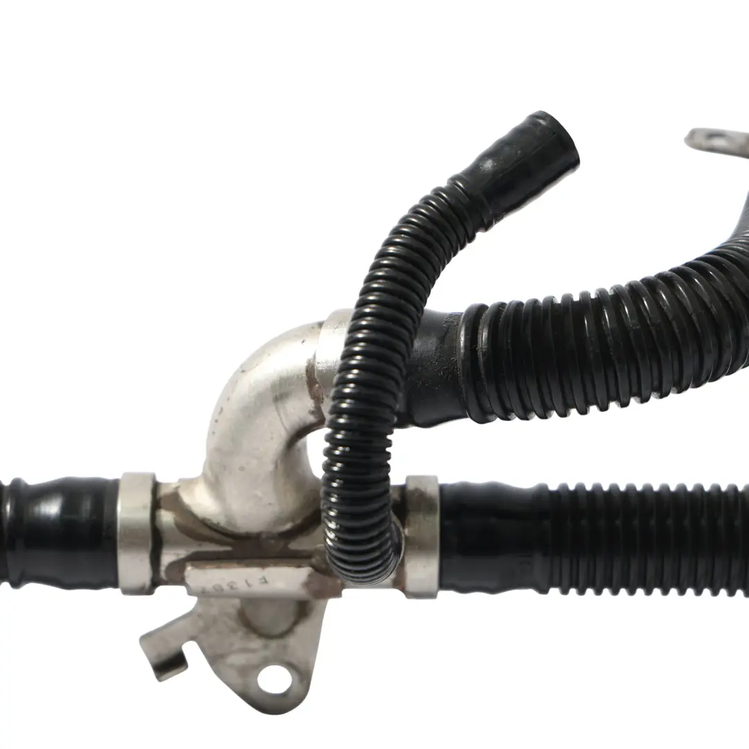 Entlüftungsrohr Zylinderkopf Schlauch 4.2 TSI für Audi R8 42 mit Teilenummer 079103209AT Audi R8 42 Entlüftungsrohr Zylinderkopf Schlauch 4.2 TSI - SKU 079103209AT - Teilenummer 079103209AT