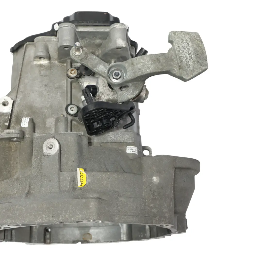 Schalt Getriebe 5 Gang TKV GARANTIE für VW Volkswagen Golf Mk7 1.6 TDI mit Teilenummer 0A4300054F VW Volkswagen Golf Mk7 1.6 TDI Schalt Getriebe 5 Gang TKV GARANTIE - SKU 0A4300054F - Teilenummer 0A4300054F