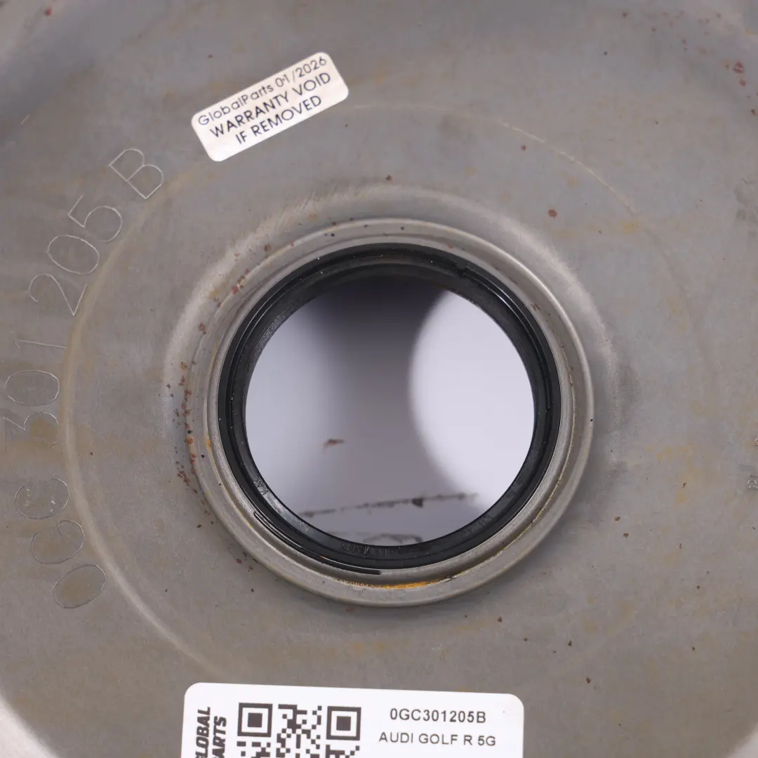 Automatik Getriebe Wellen Dichtring Deckel für VW Volkswagen Golf Mk7 mit Teilenummer 0GC301205B VW Volkswagen Golf Mk7 Automatik Getriebe Wellen Dichtring Deckel - SKU 0GC301205B - Teilenummer 0GC301205B