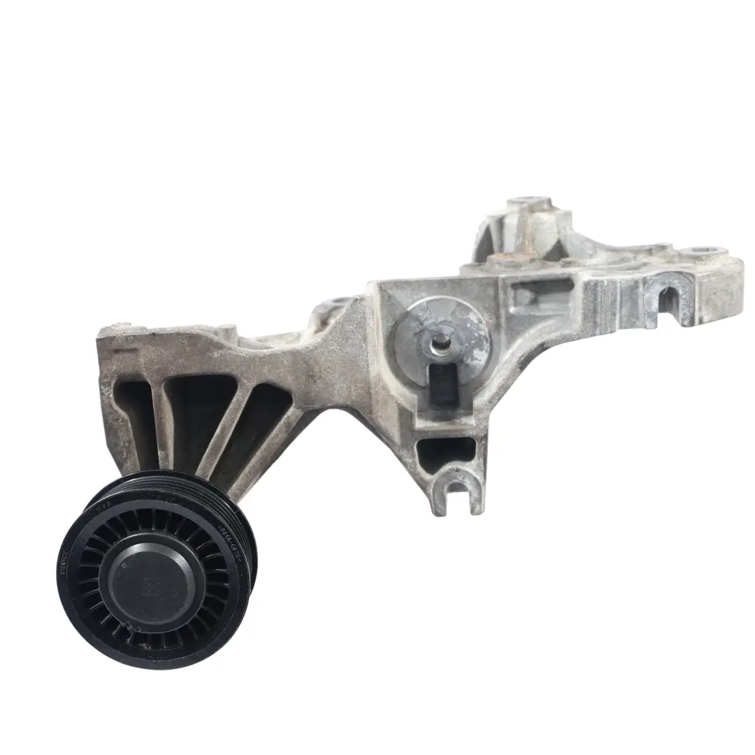 Alternador Correa Tensor Polea Soporte OM608 para Mercedes W415 con número de pieza 117109168R Mercedes W415 Alternador Correa Tensor Polea Soporte OM608 - SKU 117109168R - Número de pieza 117109168R