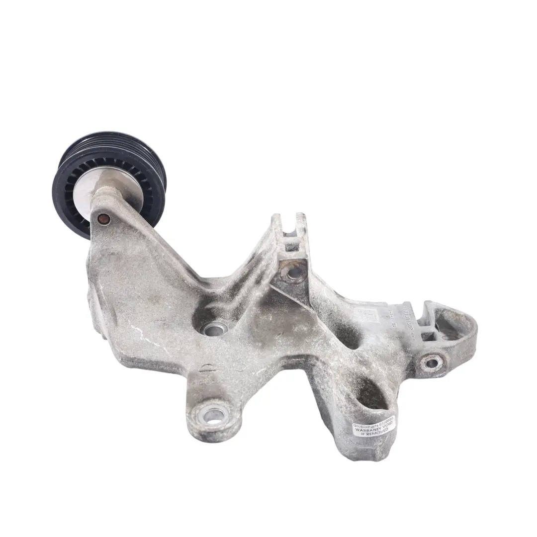 Lichtmaschinen Riemen Spannrollen Halterung OM608 für Mercedes W415 mit Teilenummer 117109168R Mercedes W415 Lichtmaschinen Riemen Spannrollen Halterung OM608 - SKU 117109168R - Teilenummer 117109168R