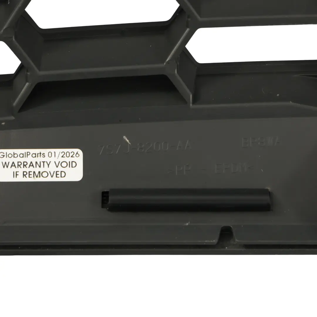 Ford Mondeo Mk4 Frontstoßstange Oberer Kühlergrill Wabe AM7S7J-8C050-AA - SKU 1451951 - Teilenummer 1451951