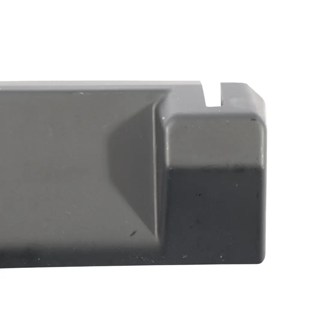 Cache Espace Accoudoir Garniture 16A2339CB9 pour Land Rover Discovery Sport L550 à propos du numéro de pièce 16A-2339-CB9 Land Rover Discovery Sport L550 Cache Espace Accoudoir Garniture 16A2339CB9 - SKU 16A-2339-CB9 - Numéro de pièce 16A-2339-CB9