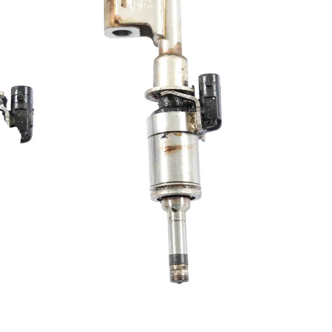 Inyección Rail Inyectores Tubería Set 1.0 GTDI DM5G-9H487-AB para Ford Fiesta Mk7 con número de pieza 1798431 Ford Fiesta Mk7 Inyección Rail Inyectores Tubería Set 1.0 GTDI DM5G-9H487-AB - SKU 1798431 - Número de pieza 1798431