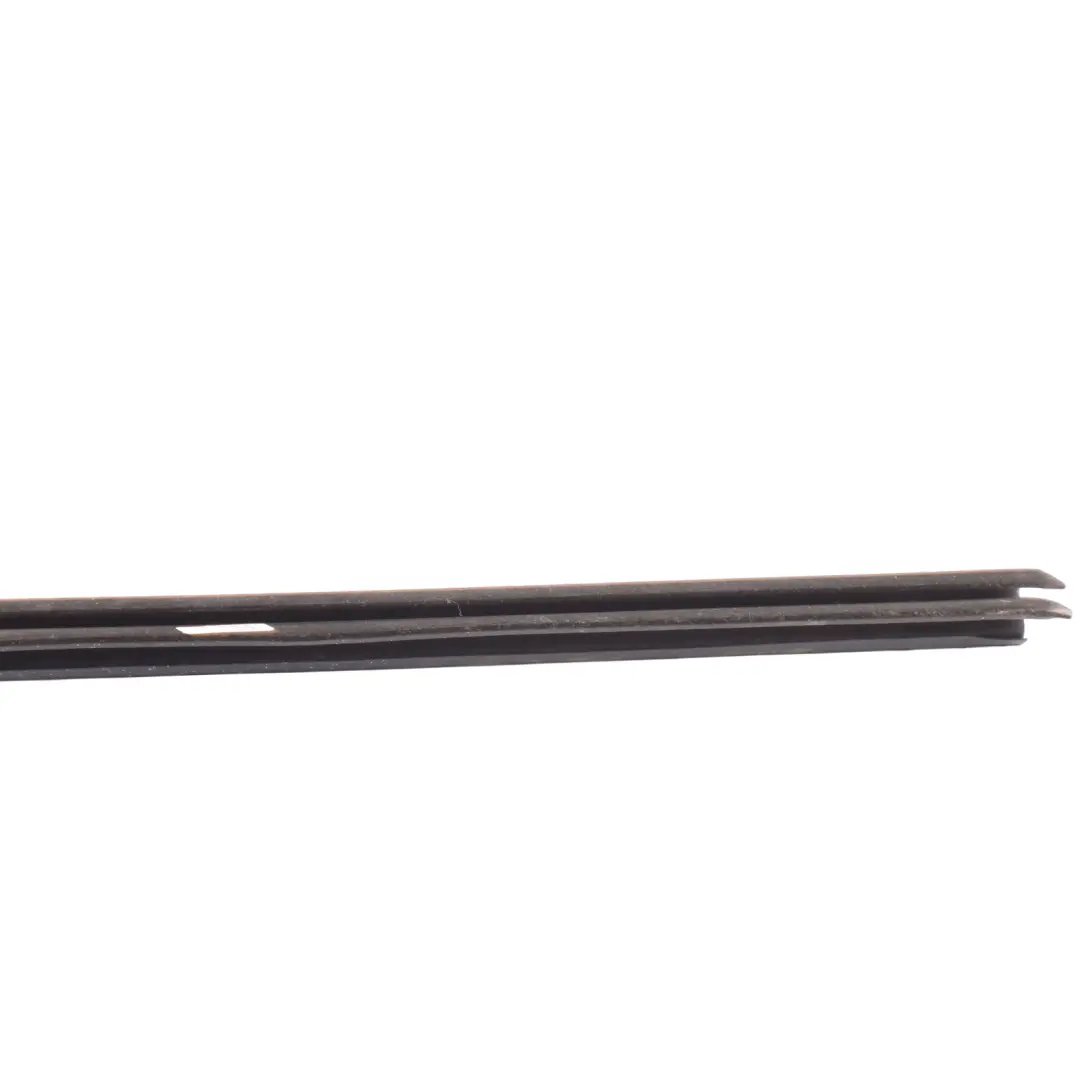 Ford Focus Mk3 Przednia Lewa Listwa Uszczelniająca Drzwi F1EB-A20571-BA - SKU 1890785 - Numer Części 1890785