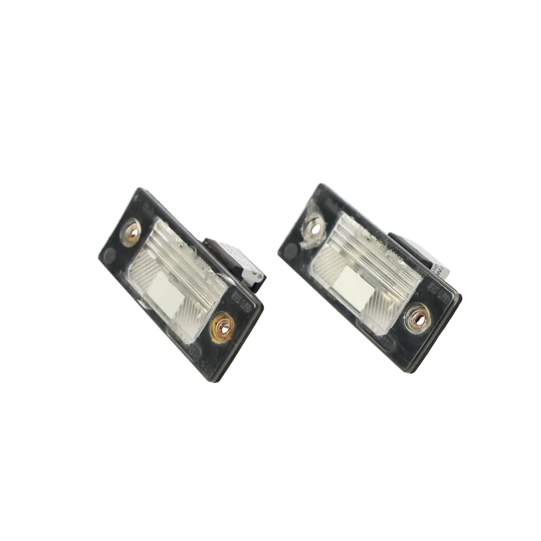 7L Lampe De Plaque D'Immatriculation Arrière SET X2 pour VW Touareg à propos du numéro de pièce 1J5943021A VW Touareg 7L Lampe De Plaque D'Immatriculation Arrière SET X2 - SKU 1J5943021A - Numéro de pièce 1J5943021A