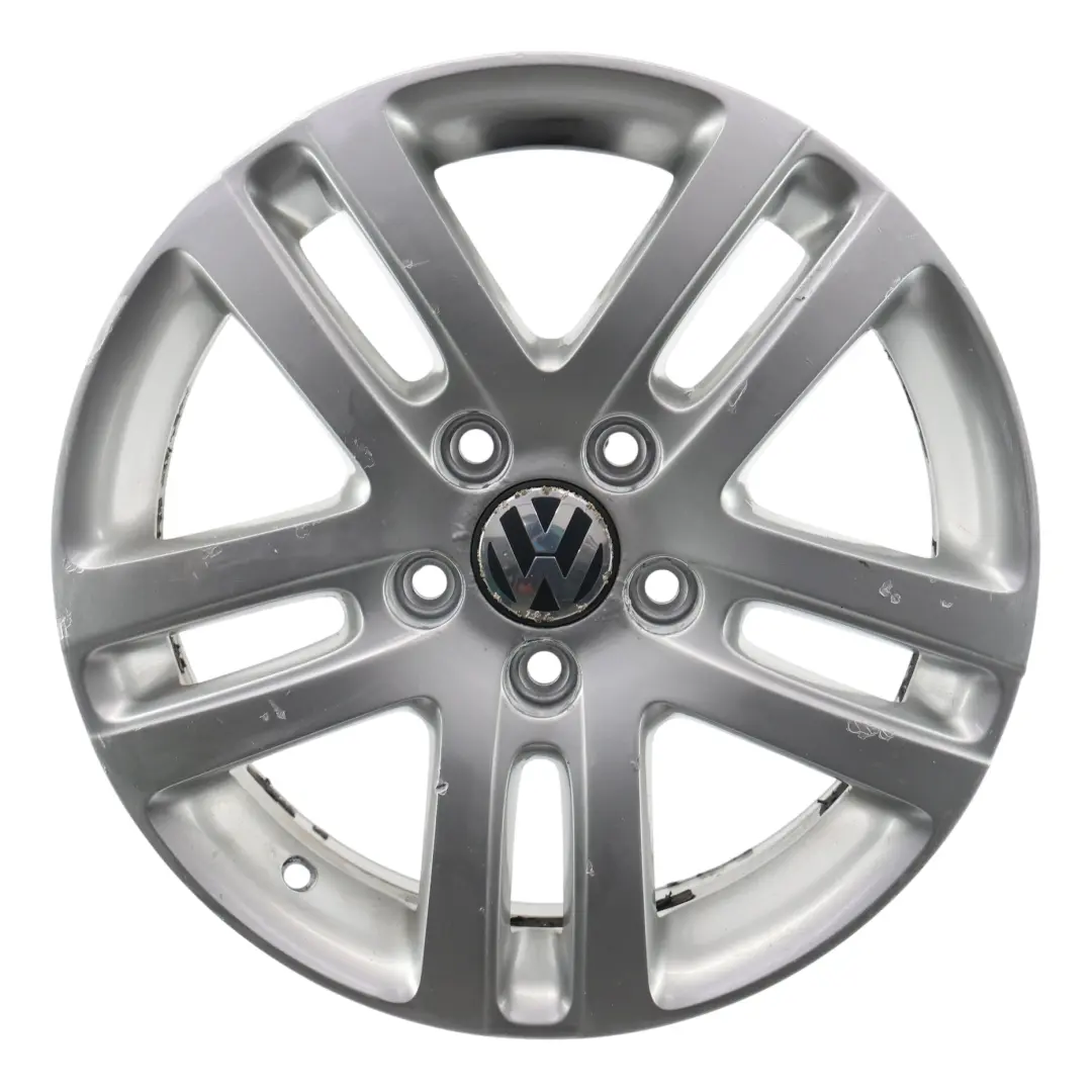 Mk5 Srebrna Felga Aluminiowa 16" 6.5J ET:50 do Volkswagen Golf o numerze 1K0601025AJ Volkswagen Golf Mk5 Srebrna Felga Aluminiowa 16" 6.5J ET:50 - SKU 1K0601025AJ-1 - Numer Części 1K0601025AJ