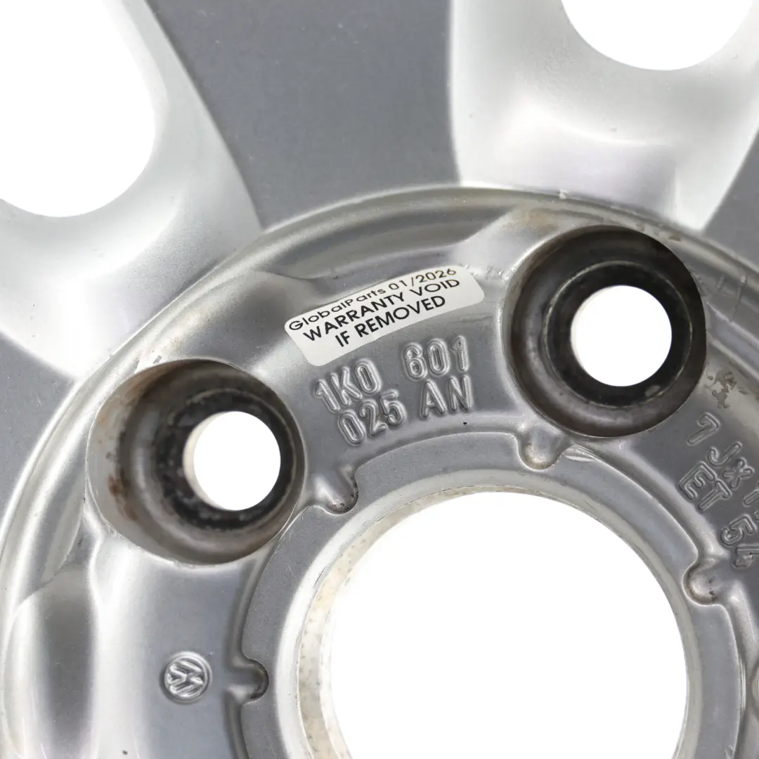 Mk5 Mk6 Argento Cerchio in Lega 17" ET:54 7J per VW Volkswagen Golf con numero di parte 1K0601025AN VW Volkswagen Golf Mk5 Mk6 Argento Cerchio in Lega 17" ET:54 7J - SKU 1K0601025AN-1 - Numero di parte 1K0601025AN
