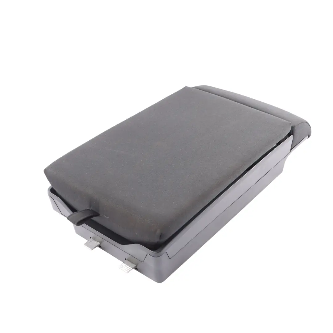 5k Accoudoir Central Arrière Banquette 1K0885205BA pour Volkswagen Golf GTI à propos du numéro de pièce 1K0885961G Volkswagen Golf GTI 5k Accoudoir Central Arrière Banquette 1K0885205BA - SKU 1K0885961G - Numéro de pièce 1K0885961G