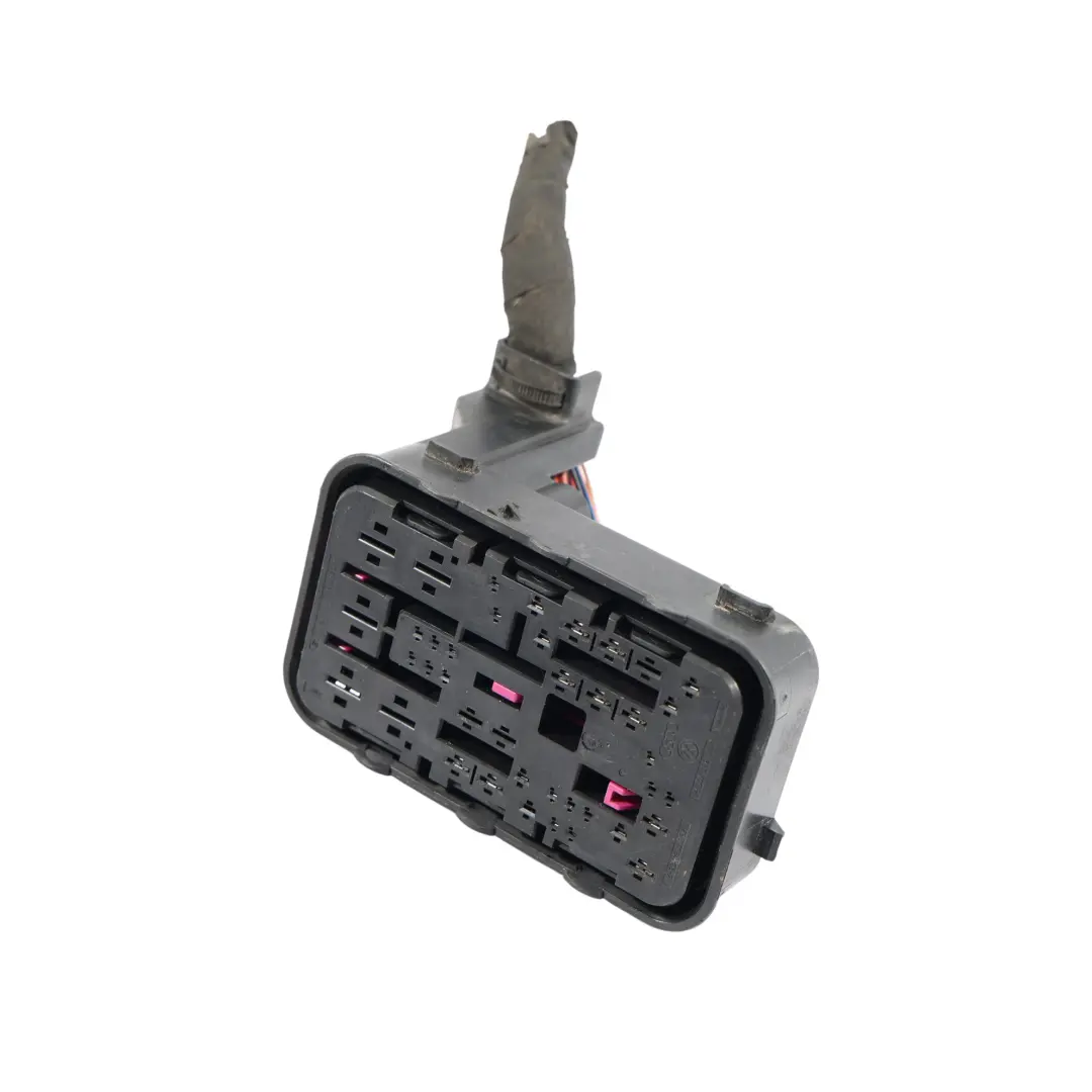 2K Złącze Wtyczka Modułu Skrzynki Bezpieczników do VW Caddy o numerze 1K0937700B VW Caddy 2K Złącze Wtyczka Modułu Skrzynki Bezpieczników - SKU 1K0937700B - Numer Części 1K0937700B