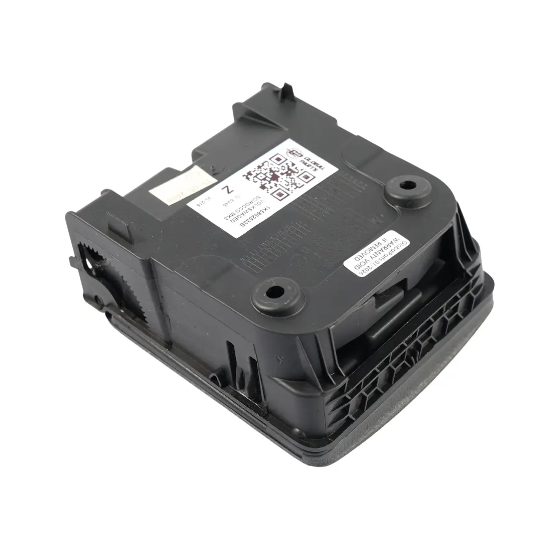 Mk3 Portabicchieri Console Centrale Posteriore per Volkswagen Scirocco con numero di parte 1K5862533B Volkswagen Scirocco Mk3 Portabicchieri Console Centrale Posteriore - SKU 1K5862533B - Numero di parte 1K5862533B