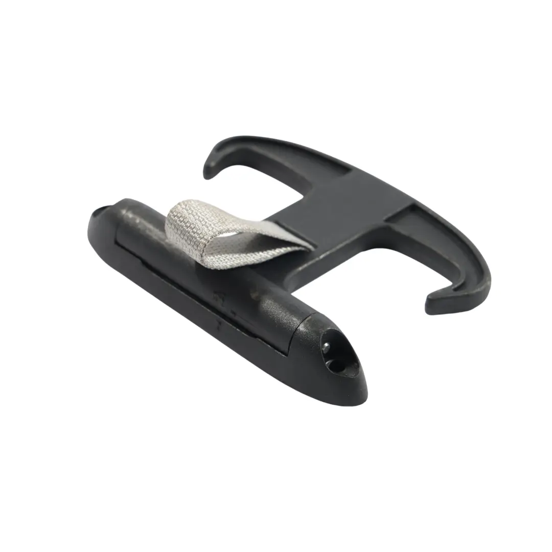 Gancho Sujeción Bolsa Carga Maletero para Volkswagen Jetta A6 con número de pieza 1K5867615A Volkswagen Jetta A6 Gancho Sujeción Bolsa Carga Maletero - SKU 1K5867615A - Número de pieza 1K5867615A