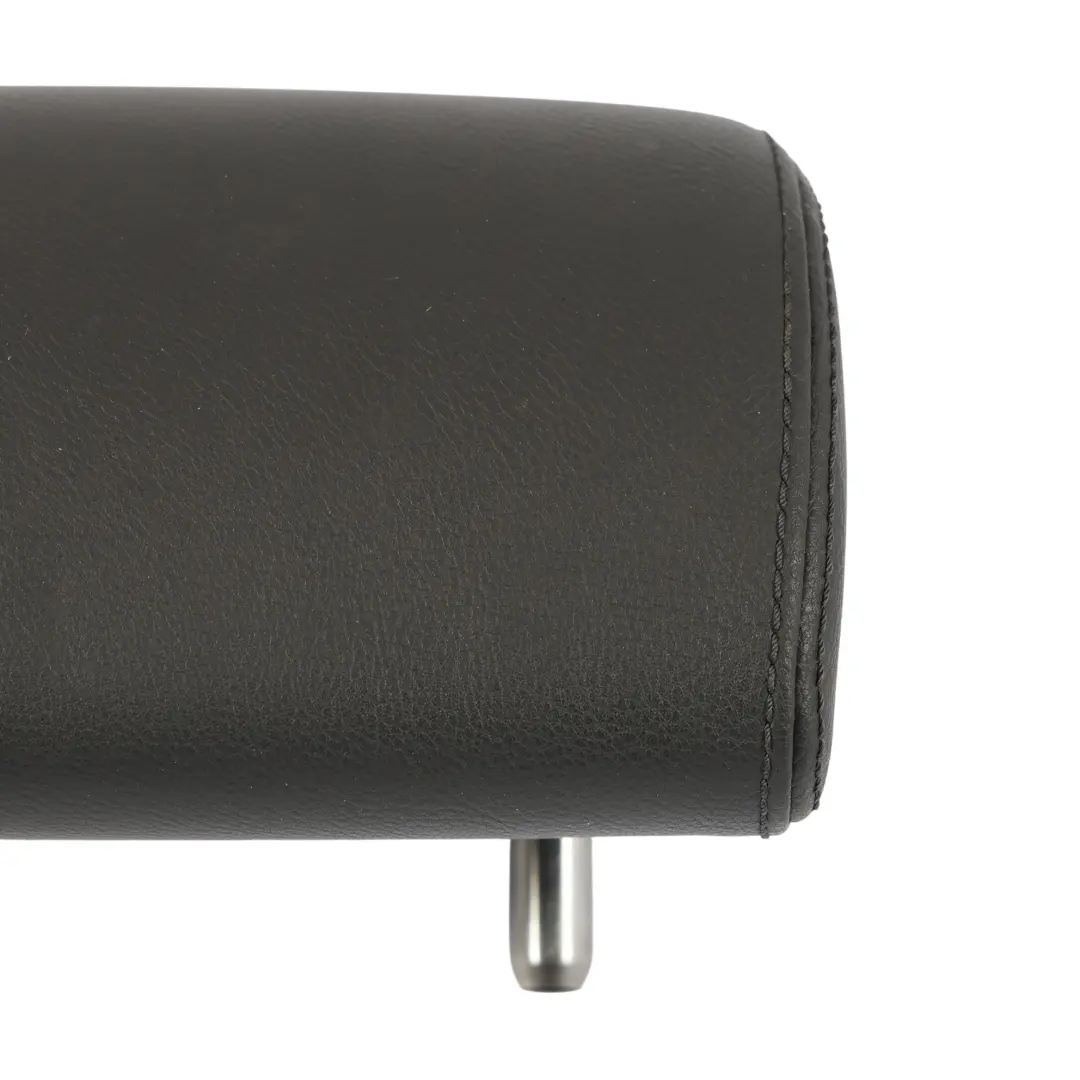 Mk5 Reposacabezas Asiento Central Trasero Leatherette Negro para VW Golf con número de pieza 1K6885902D VW Golf Mk5 Reposacabezas Asiento Central Trasero Leatherette Negro - SKU 1K6885902D - Número de pieza 1K6885902D