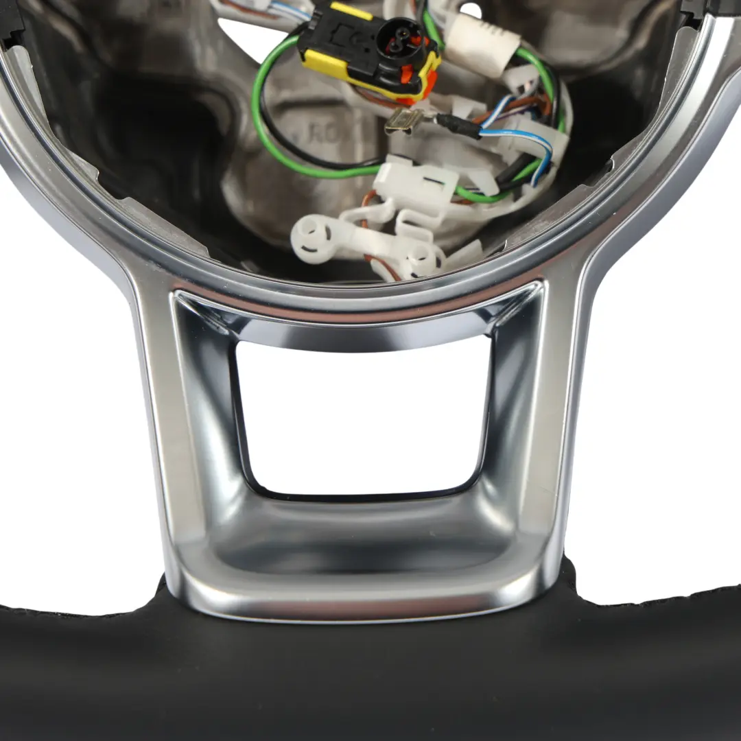 Lenkrad NEUE Schwarzes Leder Flache Unterseite für Volkswagen Scirocco mit Teilenummer 1K8419091AF Volkswagen Scirocco Lenkrad NEUE Schwarzes Leder Flache Unterseite - SKU 1K8419091AF-1 - Teilenummer 1K8419091AF