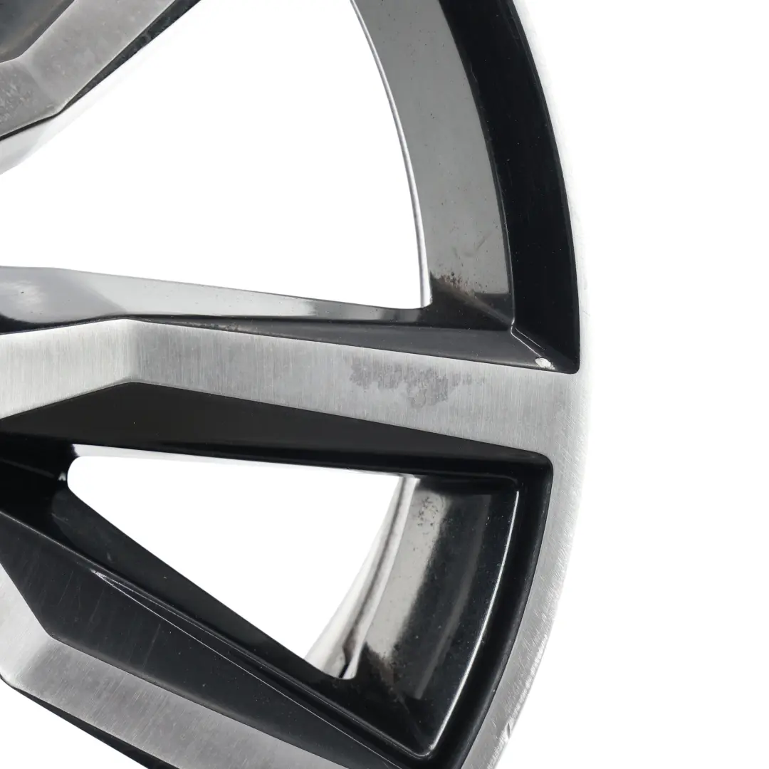 Mk3 Jante Alliage Bicolore 18" 8J ET:41 pour Volkswagen Scirocco à propos du numéro de pièce 1K8601025M Volkswagen Scirocco Mk3 Jante Alliage Bicolore 18" 8J ET:41 - SKU 1K8601025M-2 - Numéro de pièce 1K8601025M