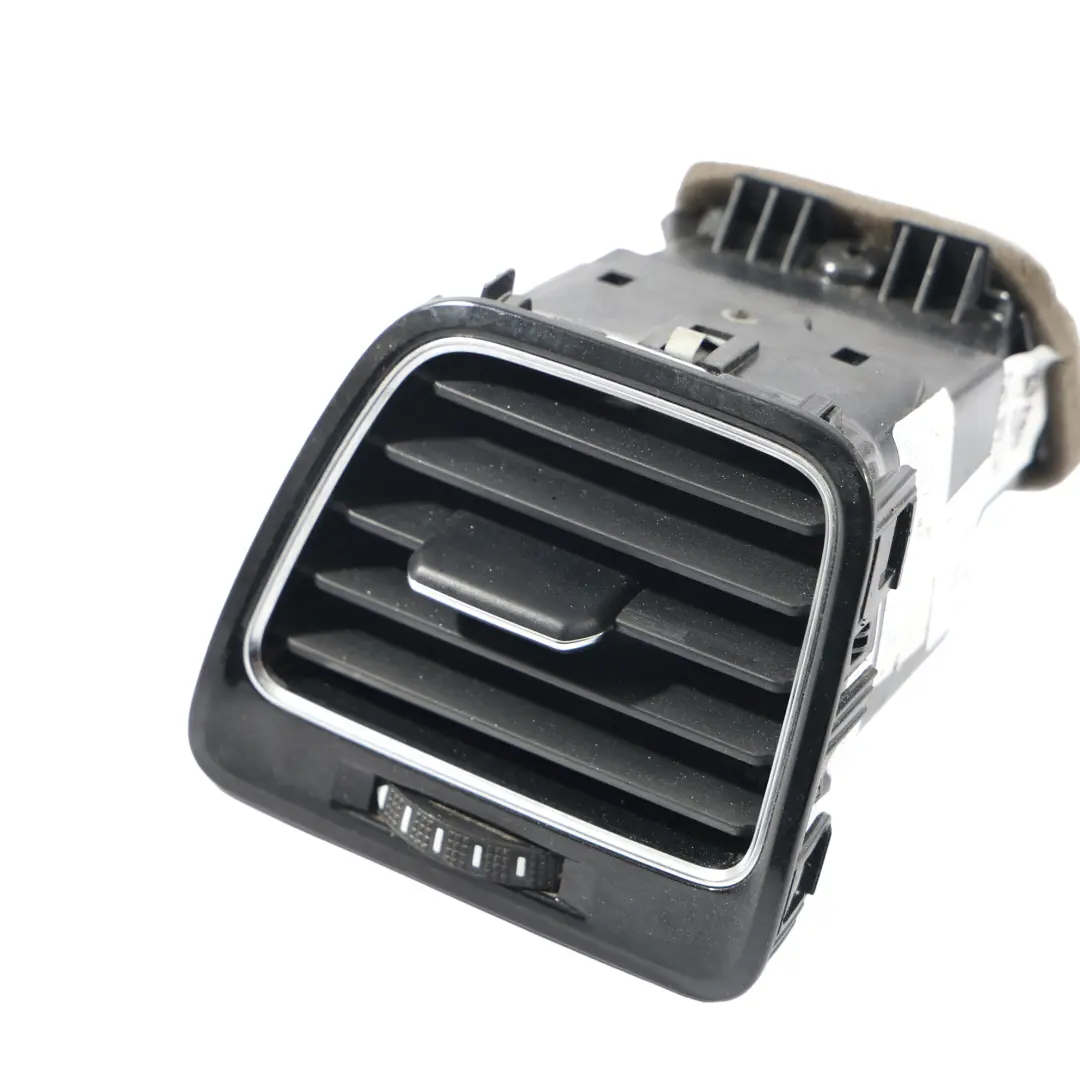 MK3 Buse Ventilation Tableau De Bord Gauche pour VW Volkswagen Scirocco à propos du numéro de pièce 1K8819703 VW Volkswagen Scirocco MK3 Buse Ventilation Tableau De Bord Gauche - SKU 1K8819703 - Numéro de pièce 1K8819703