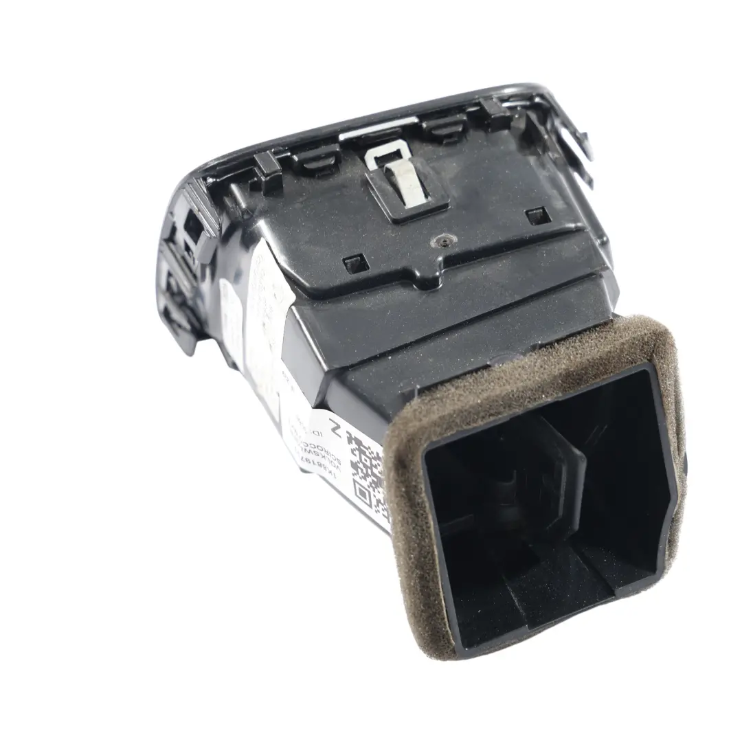 MK3 Buse Ventilation Tableau De Bord Gauche pour VW Volkswagen Scirocco à propos du numéro de pièce 1K8819703 VW Volkswagen Scirocco MK3 Buse Ventilation Tableau De Bord Gauche - SKU 1K8819703 - Numéro de pièce 1K8819703