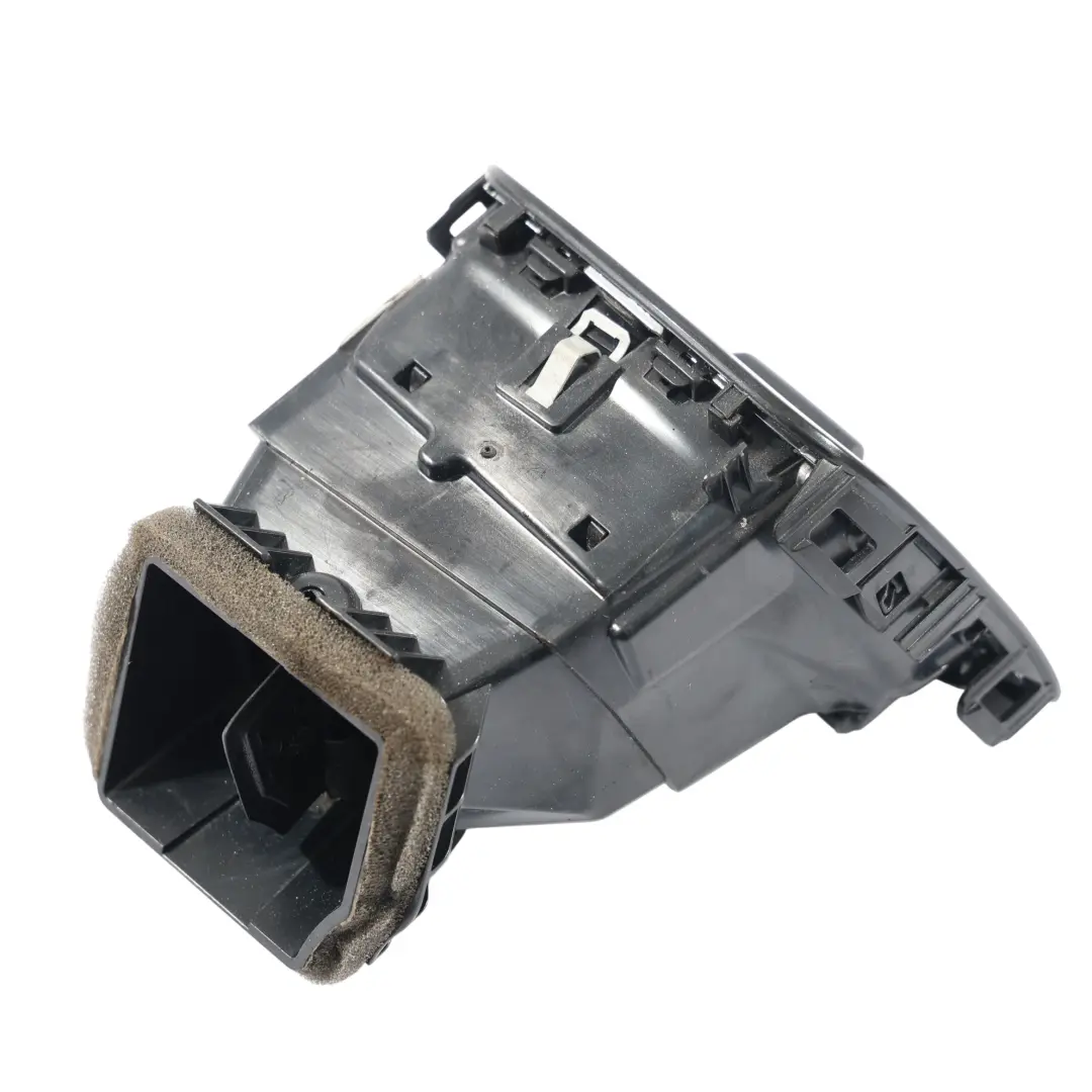 MK3 Buse Ventilation Tableau De Bord Gauche pour VW Volkswagen Scirocco à propos du numéro de pièce 1K8819703 VW Volkswagen Scirocco MK3 Buse Ventilation Tableau De Bord Gauche - SKU 1K8819703 - Numéro de pièce 1K8819703