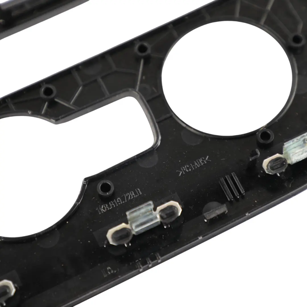 Mk3 Armaturenbrett Heizungsregler Abdeckung für Volkswagen Scirocco mit Teilenummer 1K8819728B Volkswagen Scirocco Mk3 Armaturenbrett Heizungsregler Abdeckung - SKU 1K8819728B - Teilenummer 1K8819728B