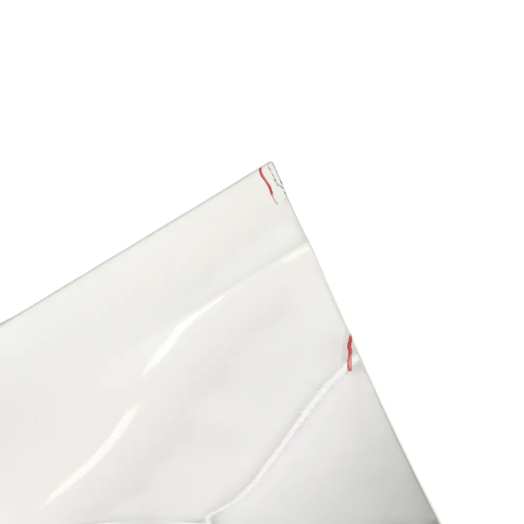 Pannello Laterale Anteriore Sinistro Parafango Reflex Silver A7W per VW Scirocco III con numero di parte 1K8821105B VW Scirocco III Pannello Laterale Anteriore Sinistro Parafango Reflex Silver A7W - SKU 1K8821105B-RES - Numero di parte 1K8821105B