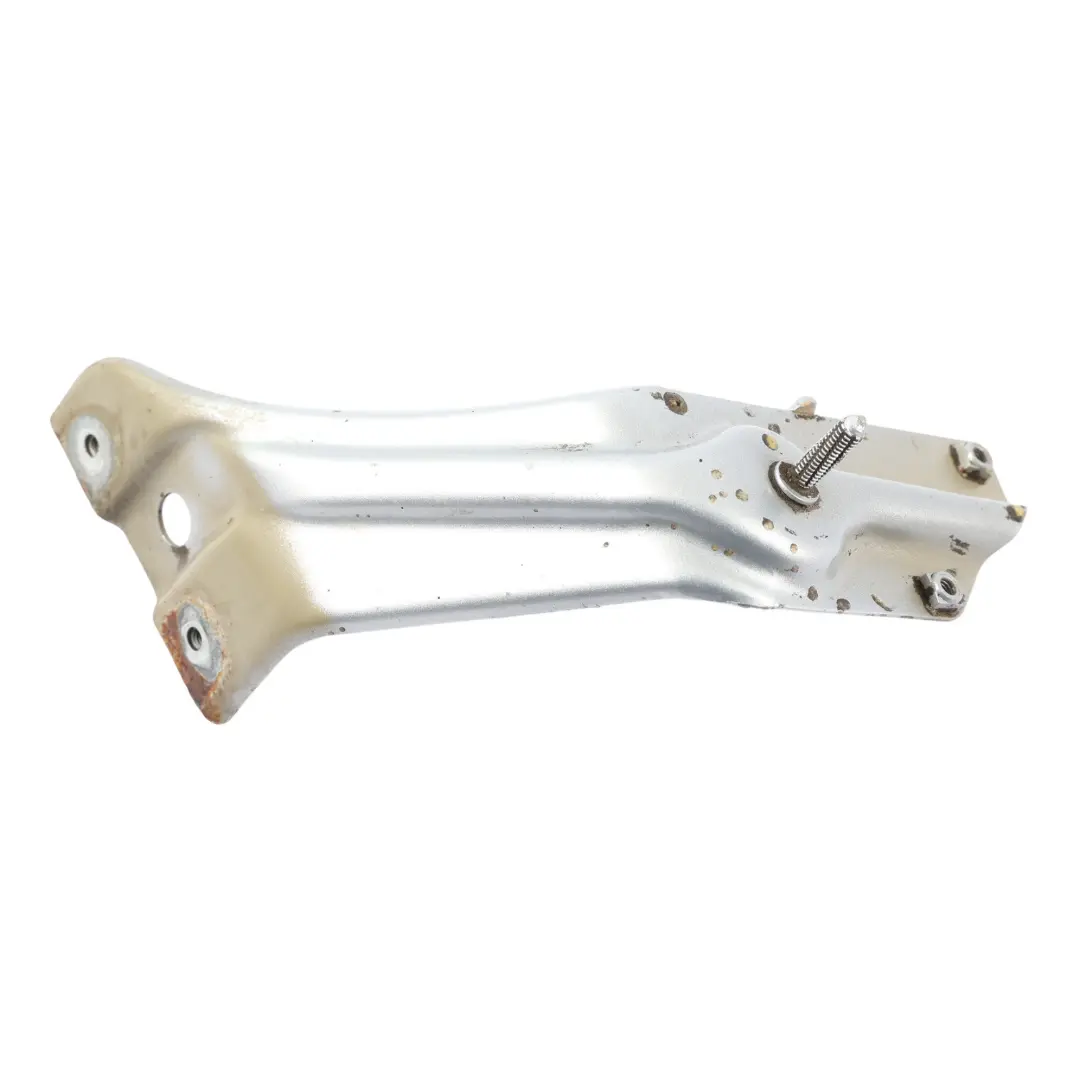 Mk3 Front Wing Panel Bracket Mount Left N/S Reflex Silver - A7W to VW Scirocco with Part number 1K8821135 VW Scirocco Mk3 Front Wing Panel Bracket Mount Left N/S Reflex Silver - A7W - SKU 1K8821135-RES - Part number 1K8821135